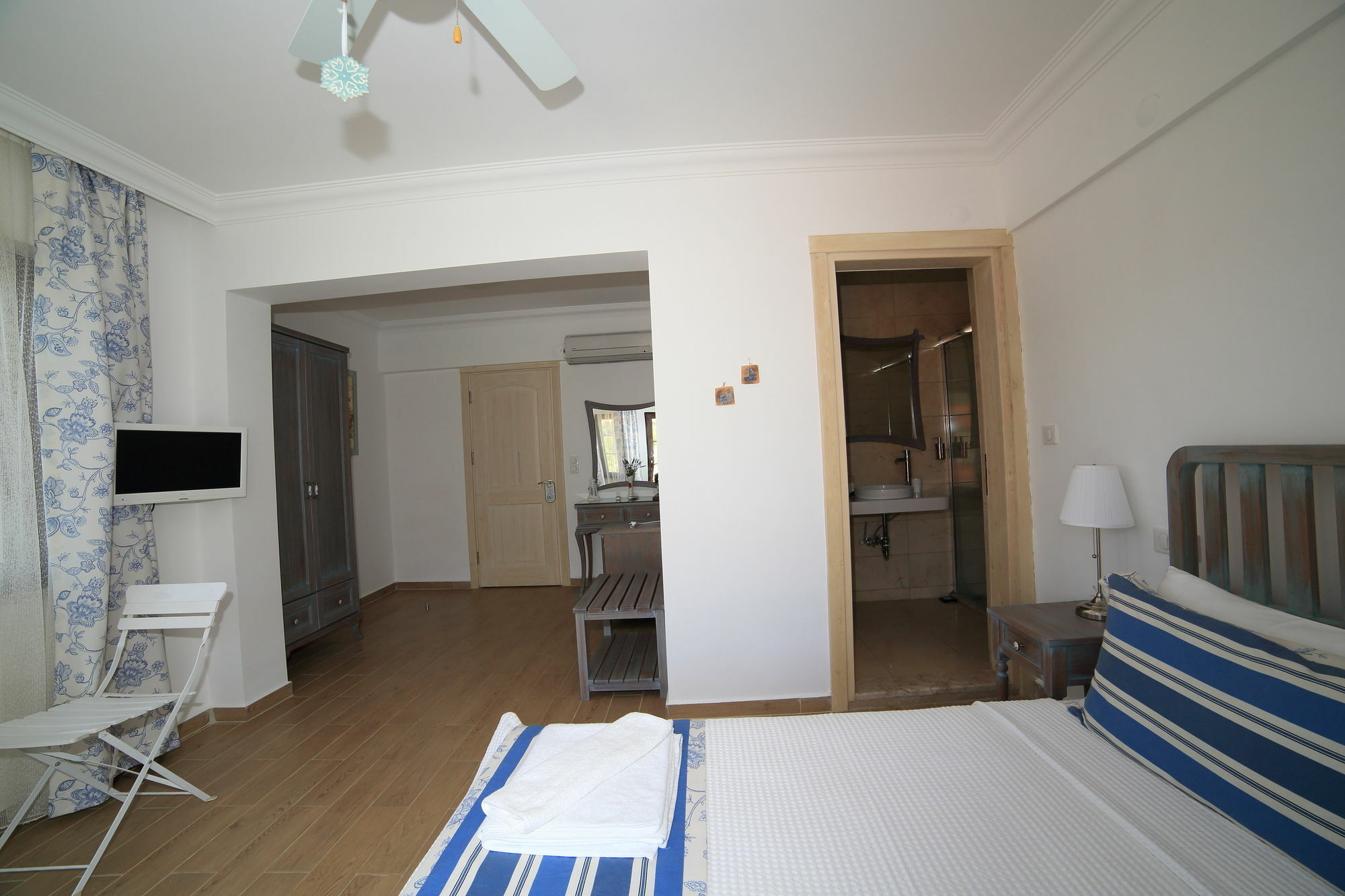 Mavi Deniz Konuk Evi Selimiye  Buitenkant foto